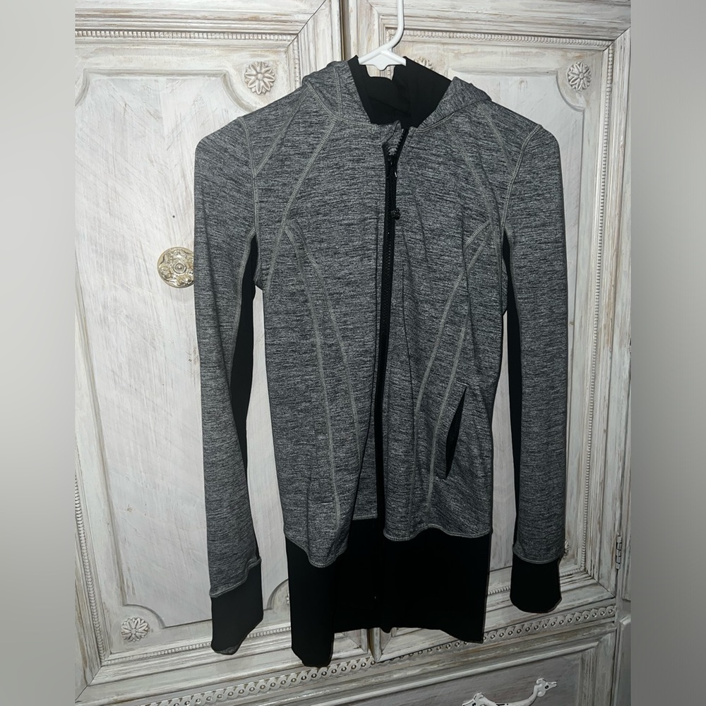 Lululemon jacket